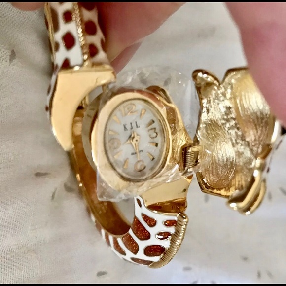 KJL Kenneth Lane Giraffe Bracelet Watch - Picture 5 of 7